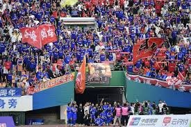 铜梁龙力争中超冠军 半程表现引关注